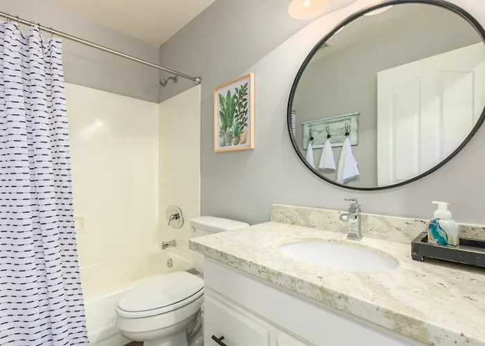 4br W Heated Pool In Prime Location